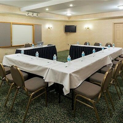 Quality & 3* Oakville